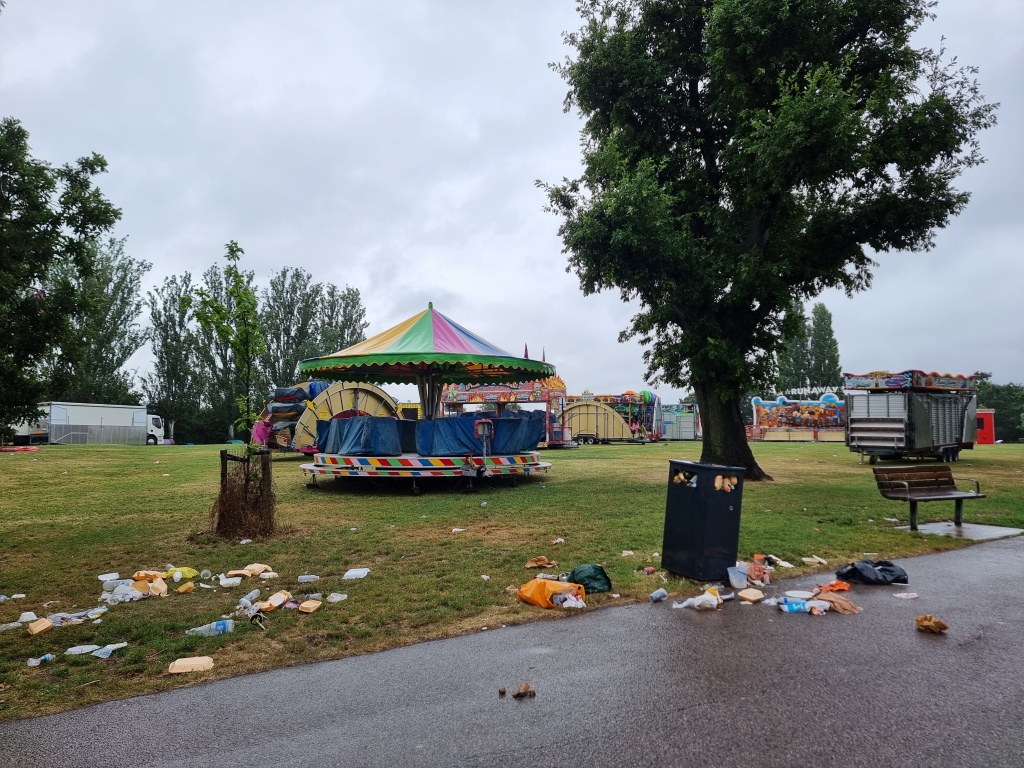 Overflowing litter bins at Mountsfield Park are a common sight. This recently bought Section 106 funded litter bin is too small to accommodate all of the rubbish. This bin and the others at the park do not get emptied often enough.